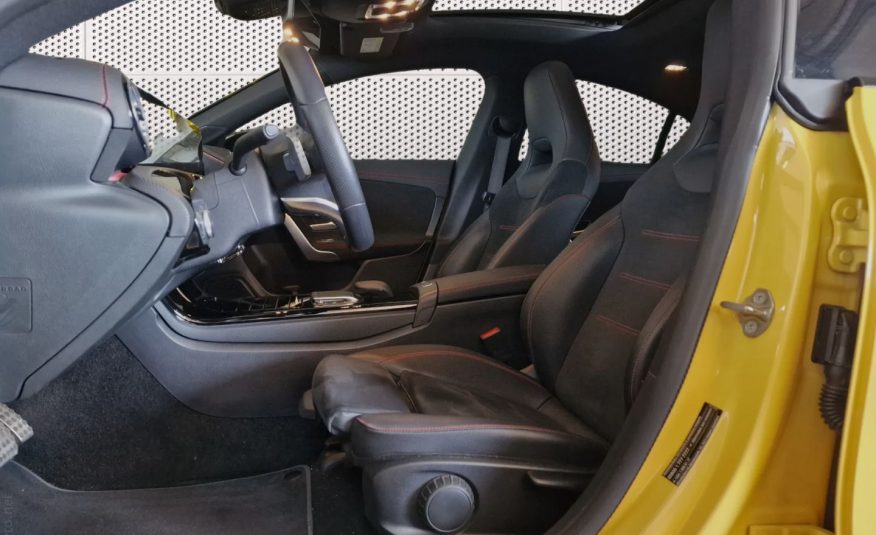 Mercedes-Benz CLA-Razred 180 AMG Line + Pano + DAB + LED + Alu19 + Kamera + Lane Assist