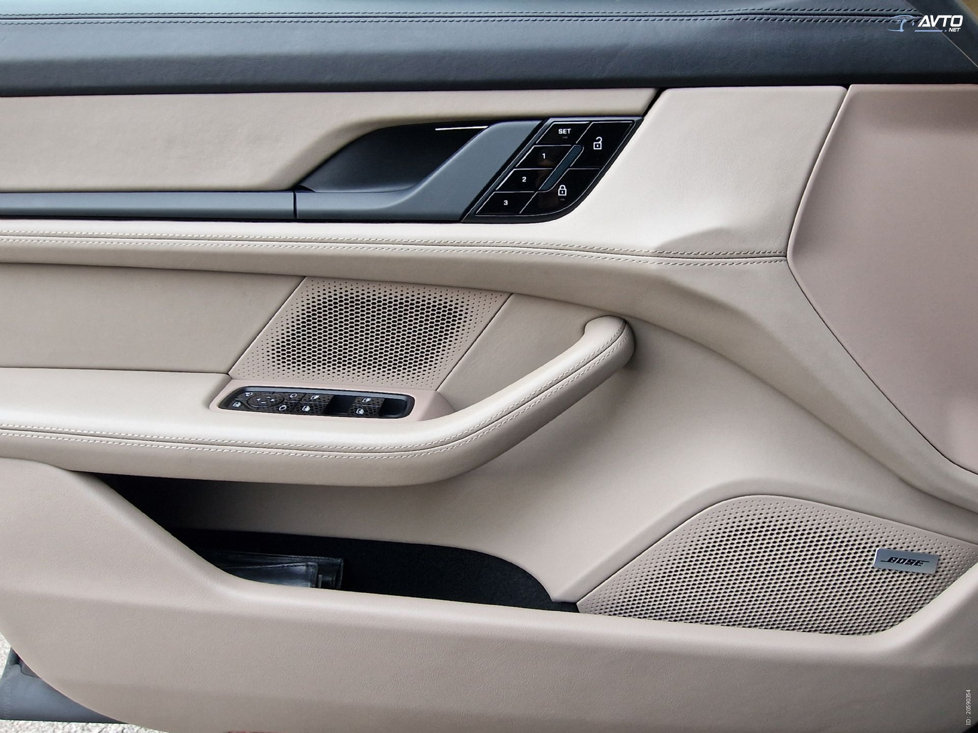 Porsche Taycan 4 S PBP+Matrix+Zrač.vzm.+Cam360°+Keyless+ACC+Bose