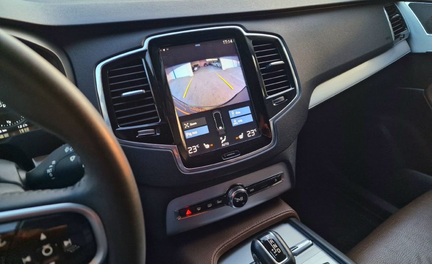 Volvo XC90 D5 AWD A Momentum + Pano. + HUD + Oncall + Alu 20 + Keyless