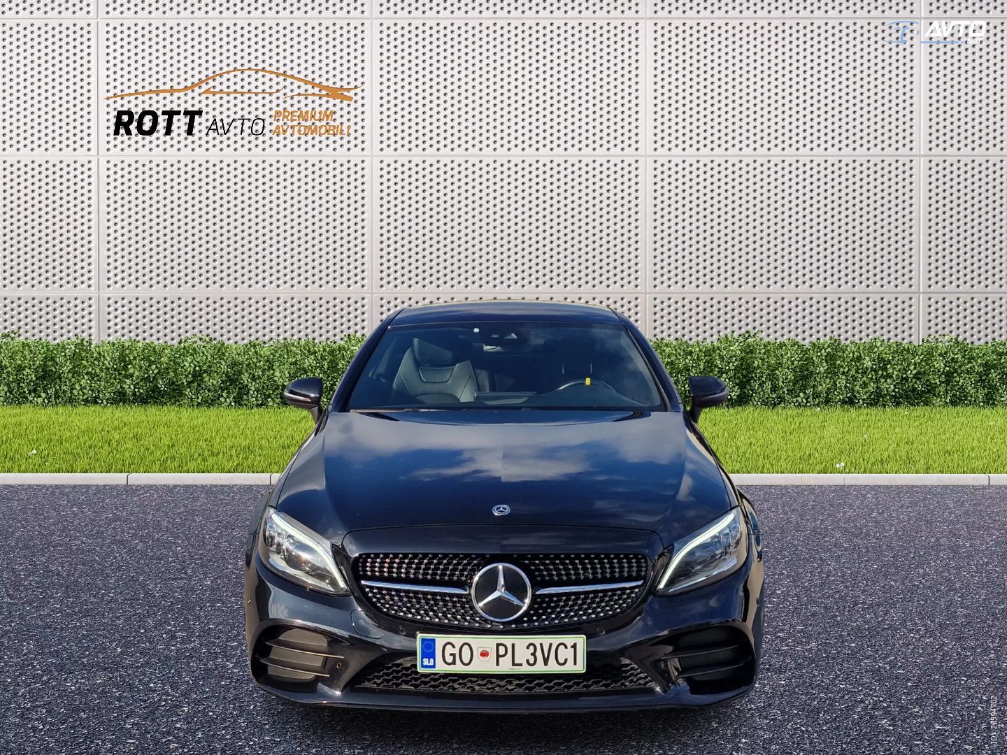 Mercedes-Benz C-Razred C 180 Aut. AMG Line + Virtual + ACC + Kamera + Alu19 + LED