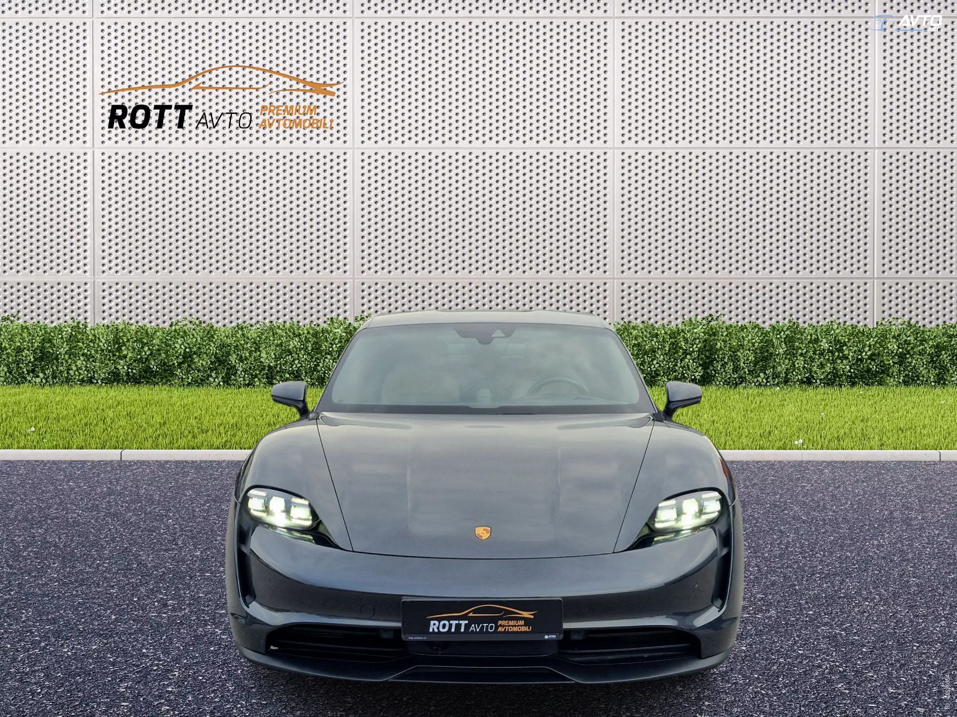 Porsche Taycan 4 S PBP+Matrix+Zrač.vzm.+Cam360°+Keyless+ACC+Bose