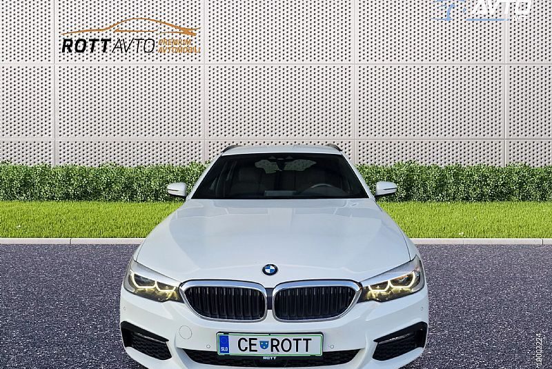 BMW serija 5 Touring: 520d Drive Avt. M Sport