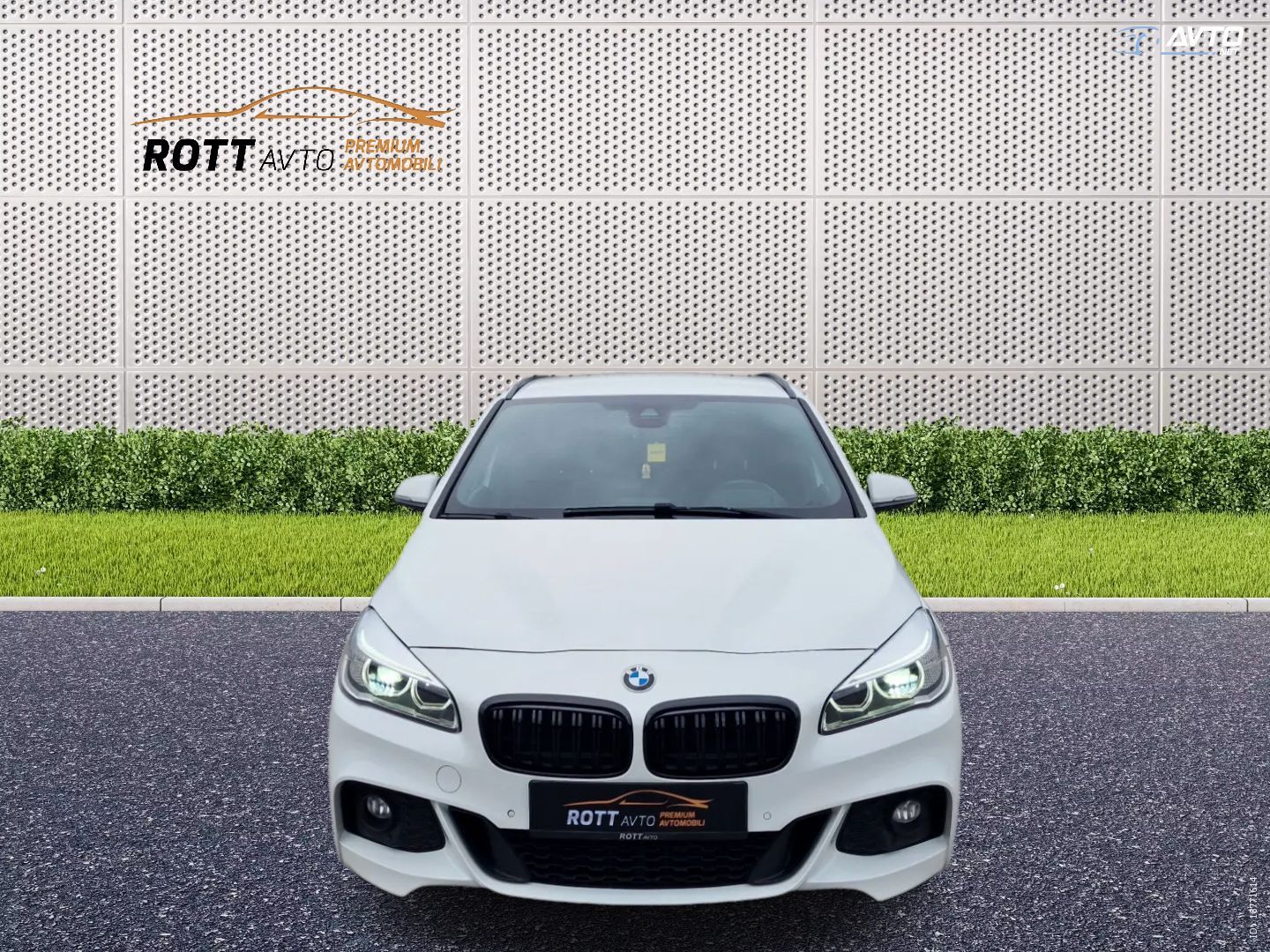 BMW serija 2 Active Tourer: 218d Avt. M Sport+1 letno jamstvo