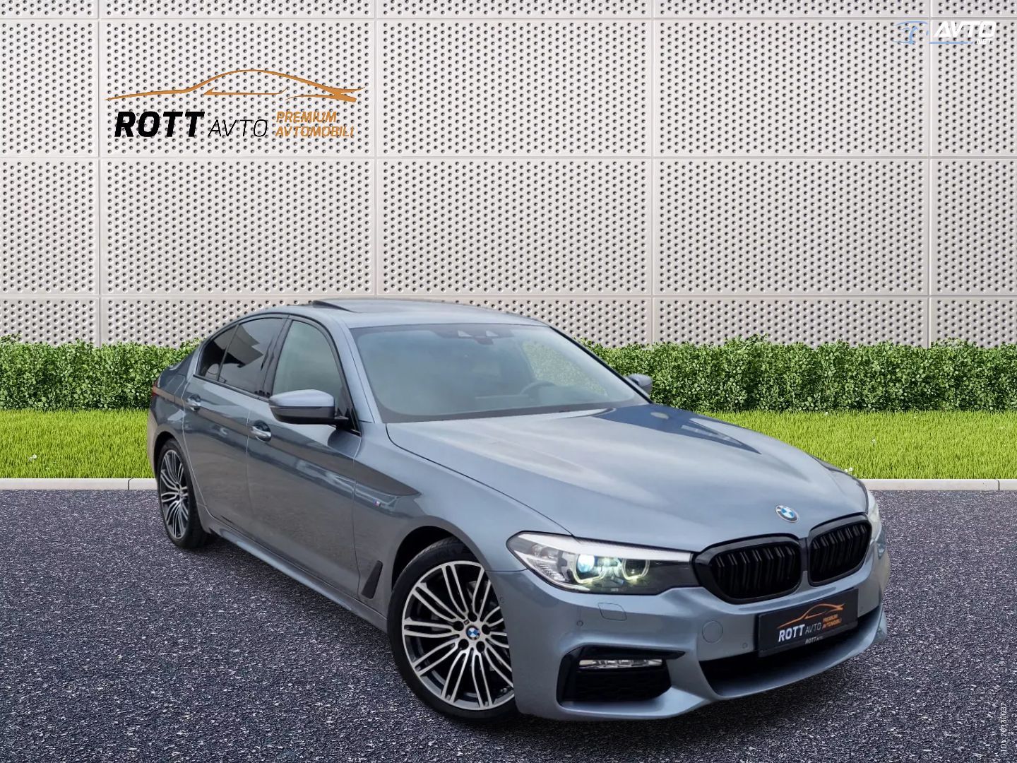 BMW serija 5: 520d xDrive Avt. M paket+Alu 19+HUD+Str.okno