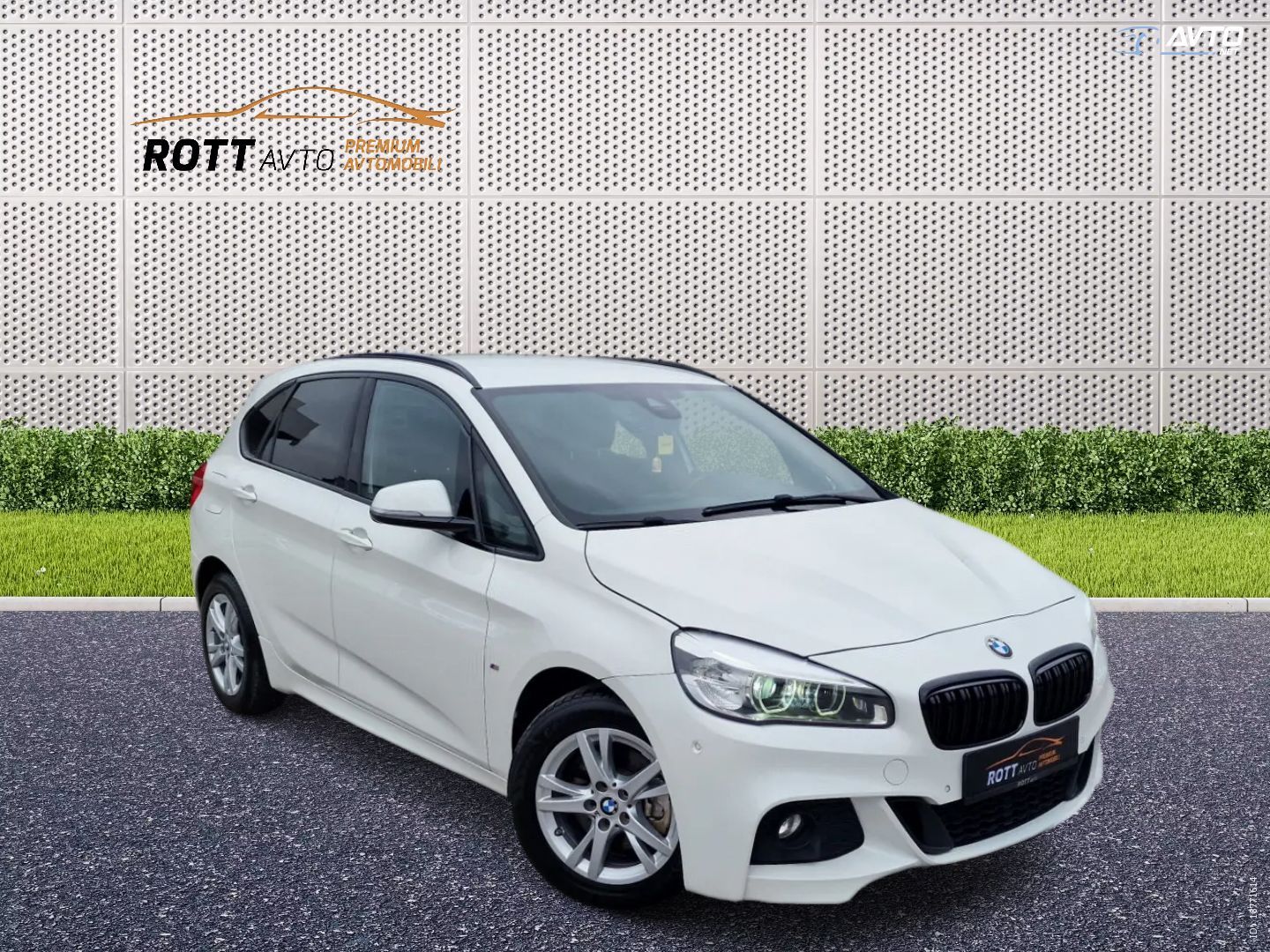 BMW serija 2 Active Tourer: 218d Avt. M Sport+1 letno jamstvo
