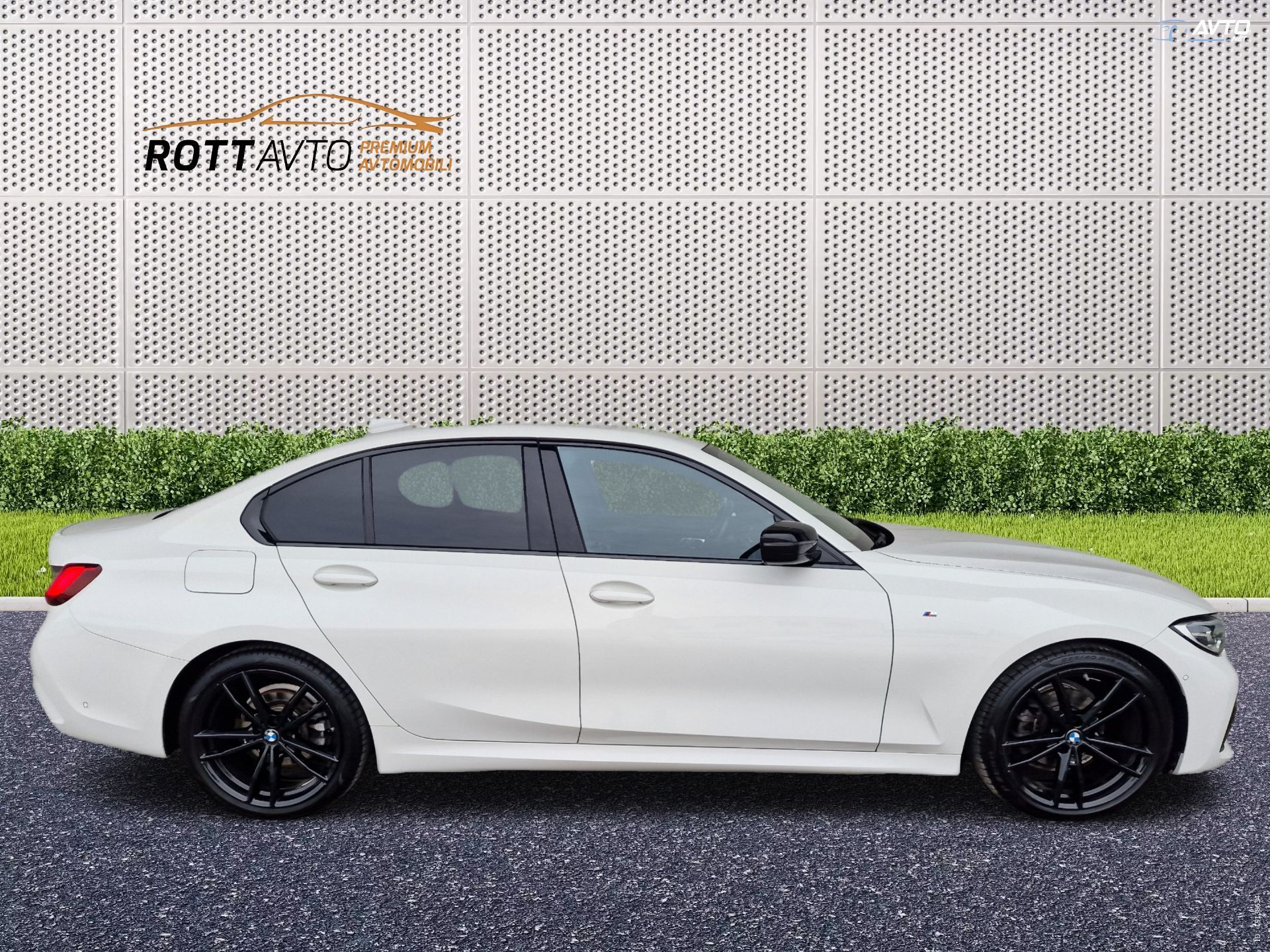 BMW serija 3: 318d Avt. M paket + 2 letno jamstvo