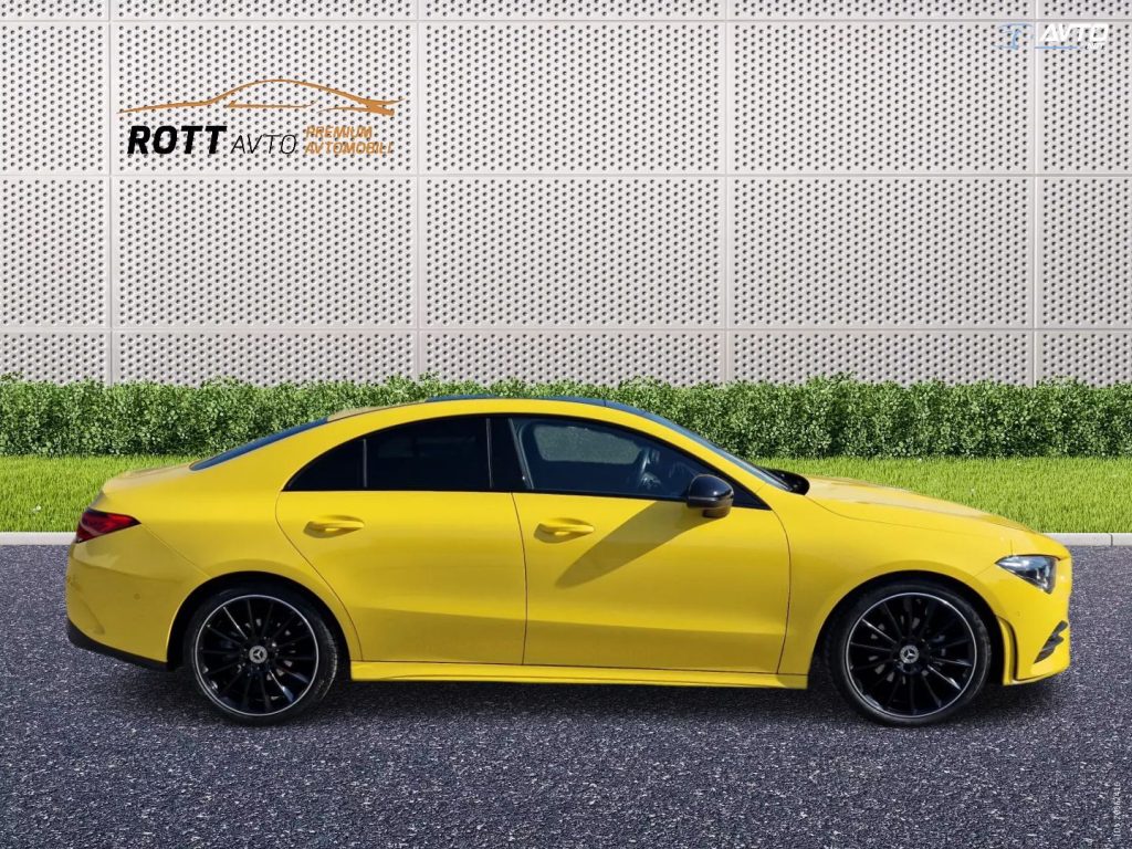 Mercedes-Benz CLA-Razred 180 AMG Line + Pano + DAB + LED + Alu19 + Kamera + Lane Assist