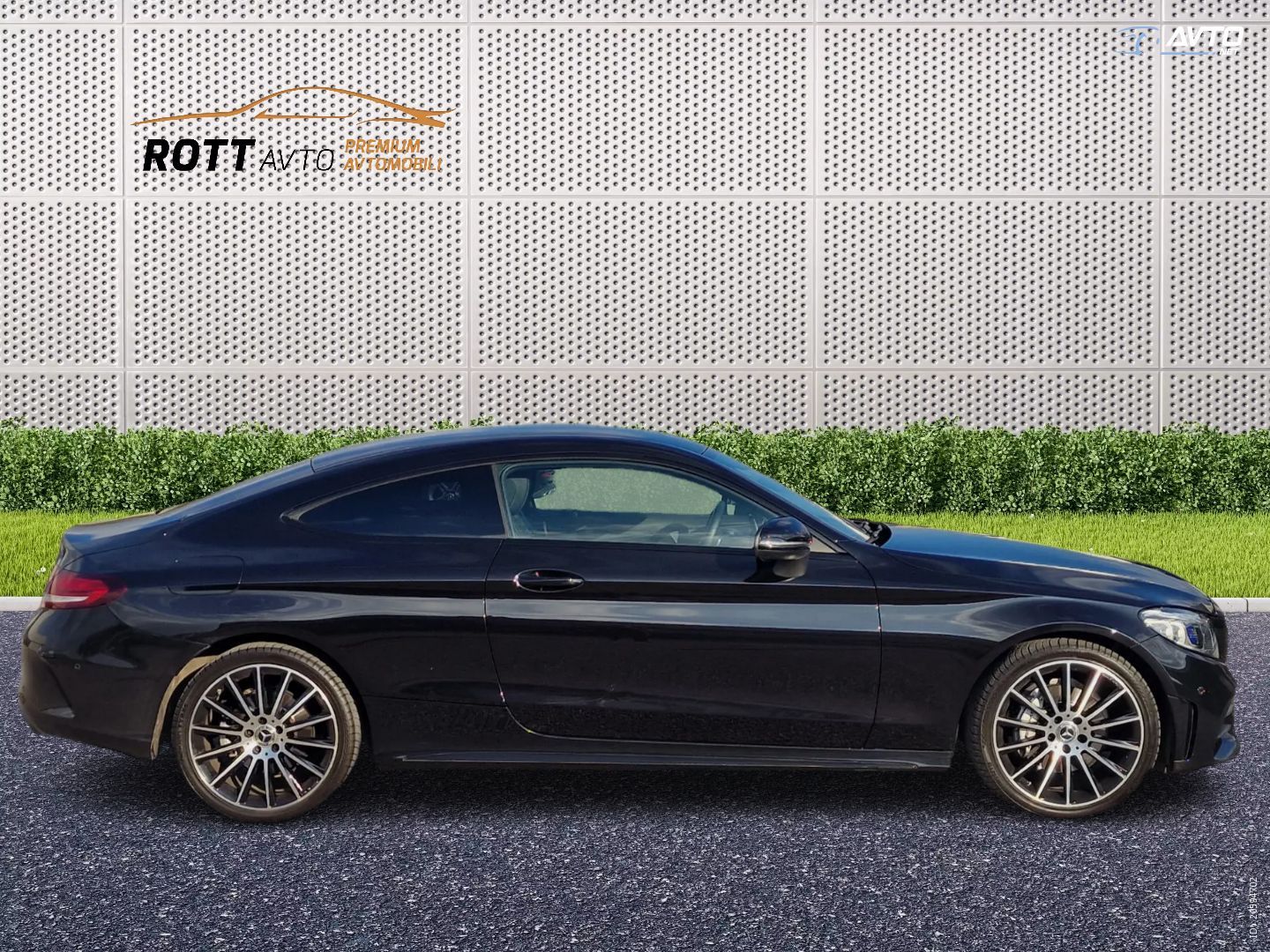 Mercedes-Benz C-Razred C 180 Aut. AMG Line + Virtual + ACC + Kamera + Alu19 + LED