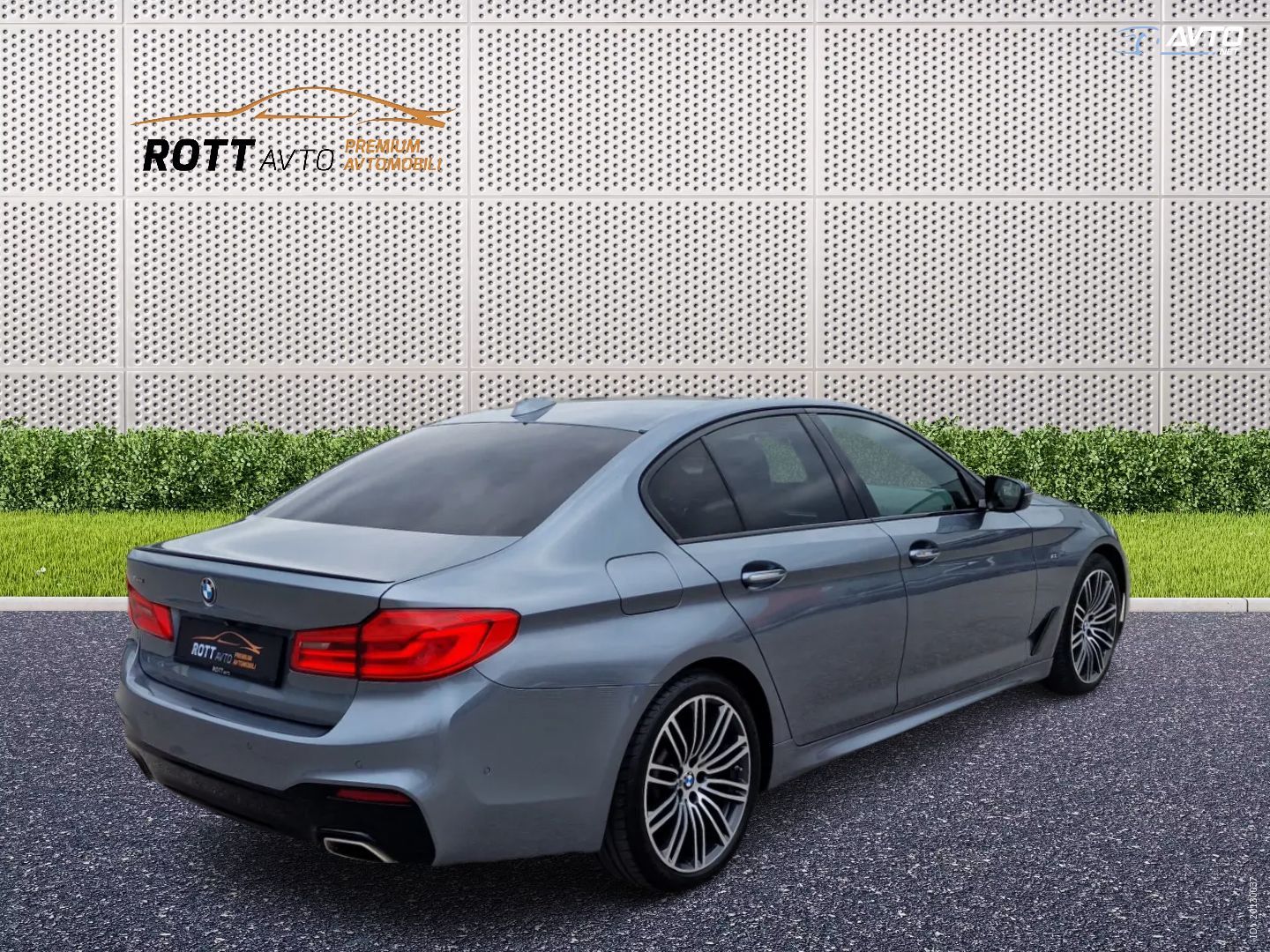 BMW serija 5: 520d xDrive Avt. M paket+Alu 19+HUD+Str.okno