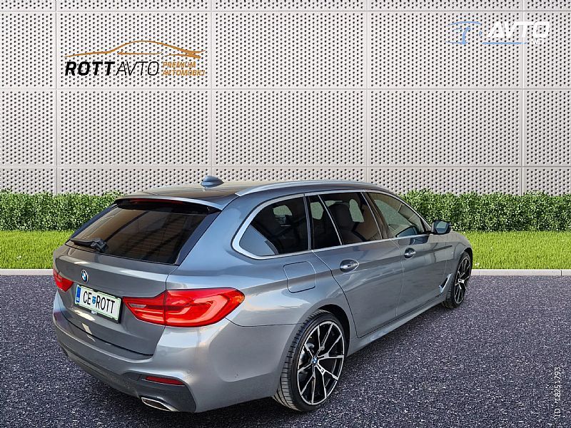 BMW serija 5 Touring: 520d Avt. M Sport paket + 1 LETNO JAMSTVO