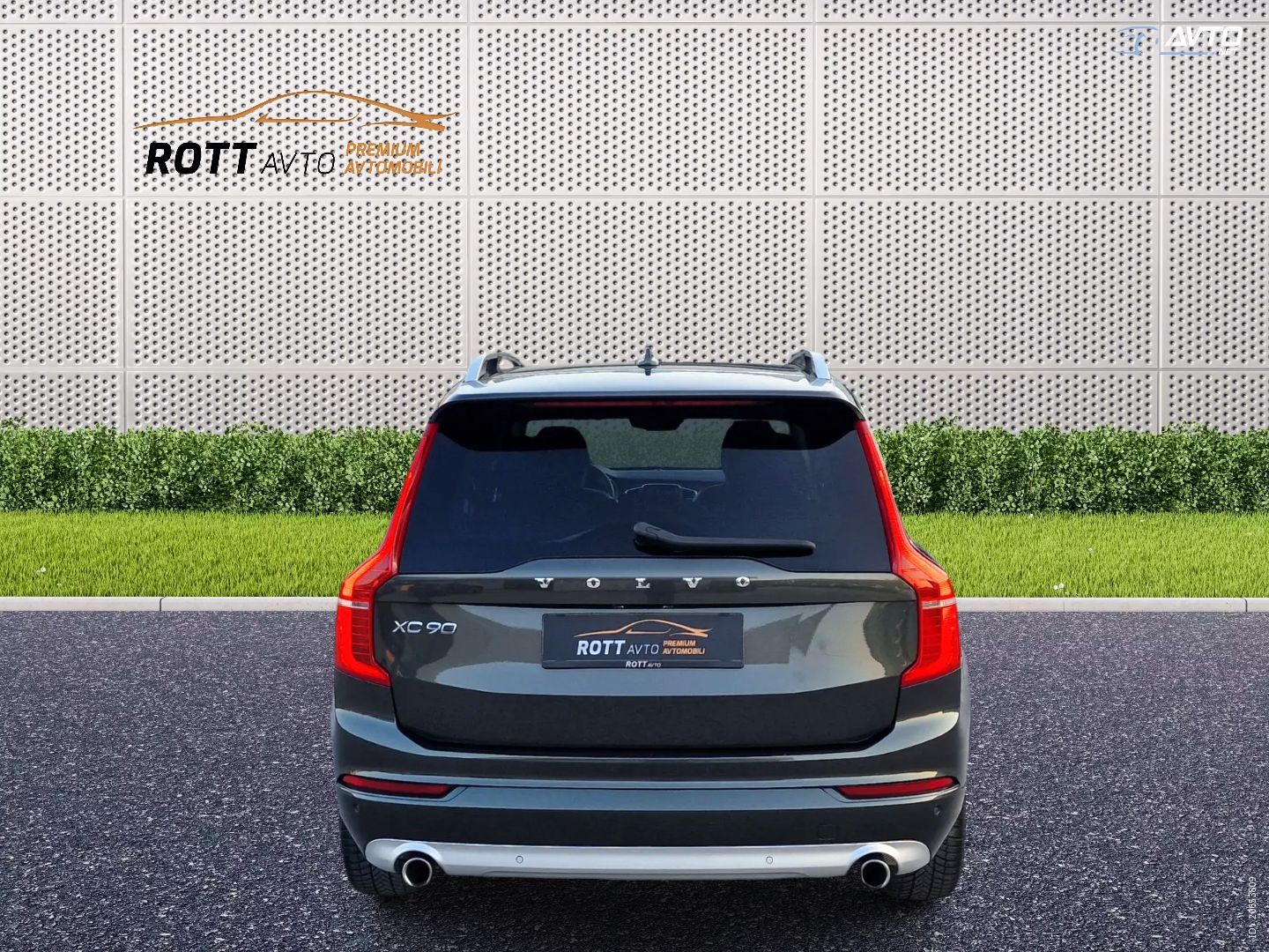 Volvo XC90 D5 AWD A Momentum + Pano. + HUD + Oncall + Alu 20 + Keyless