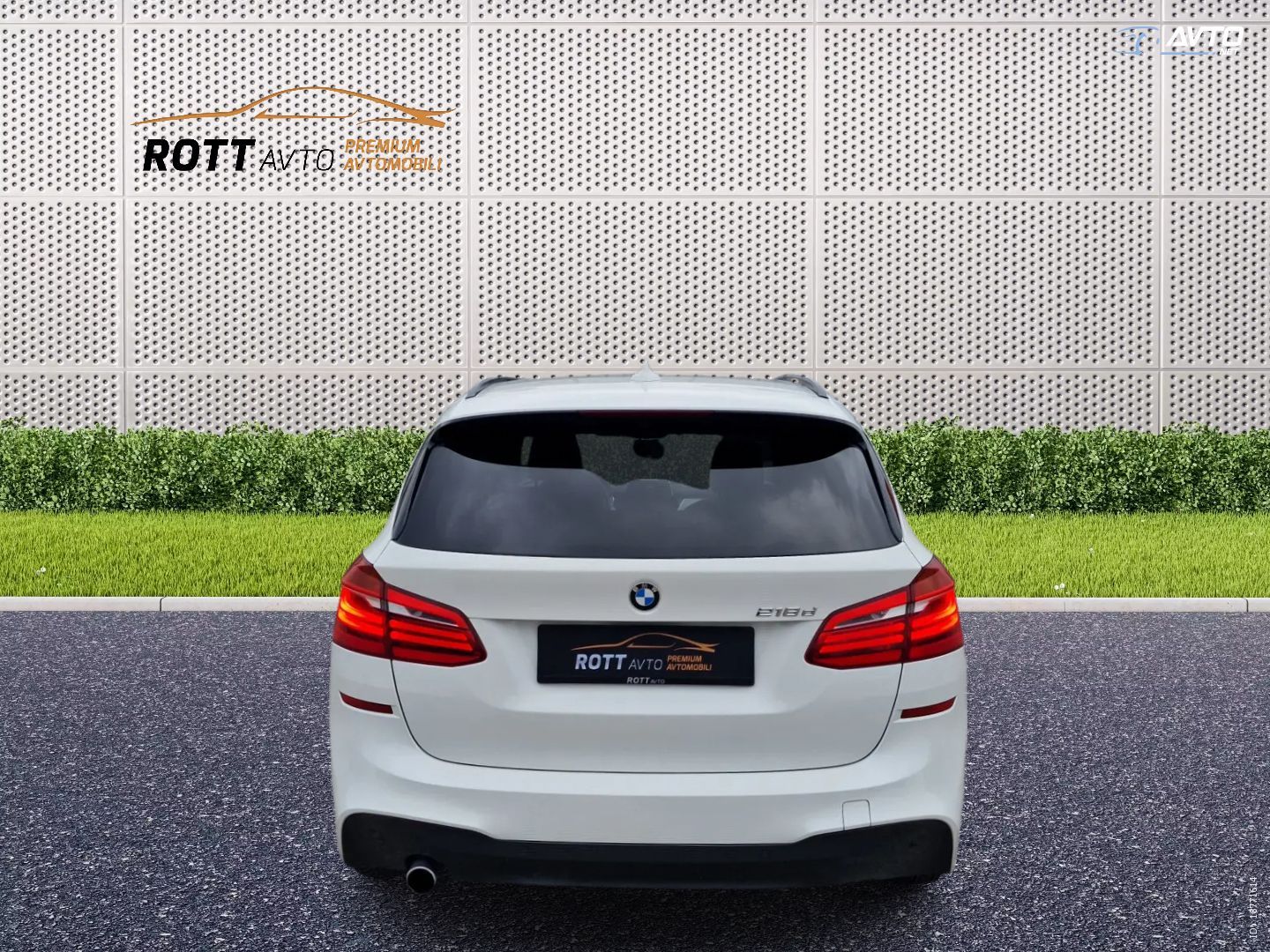 BMW serija 2 Active Tourer: 218d Avt. M Sport+1 letno jamstvo