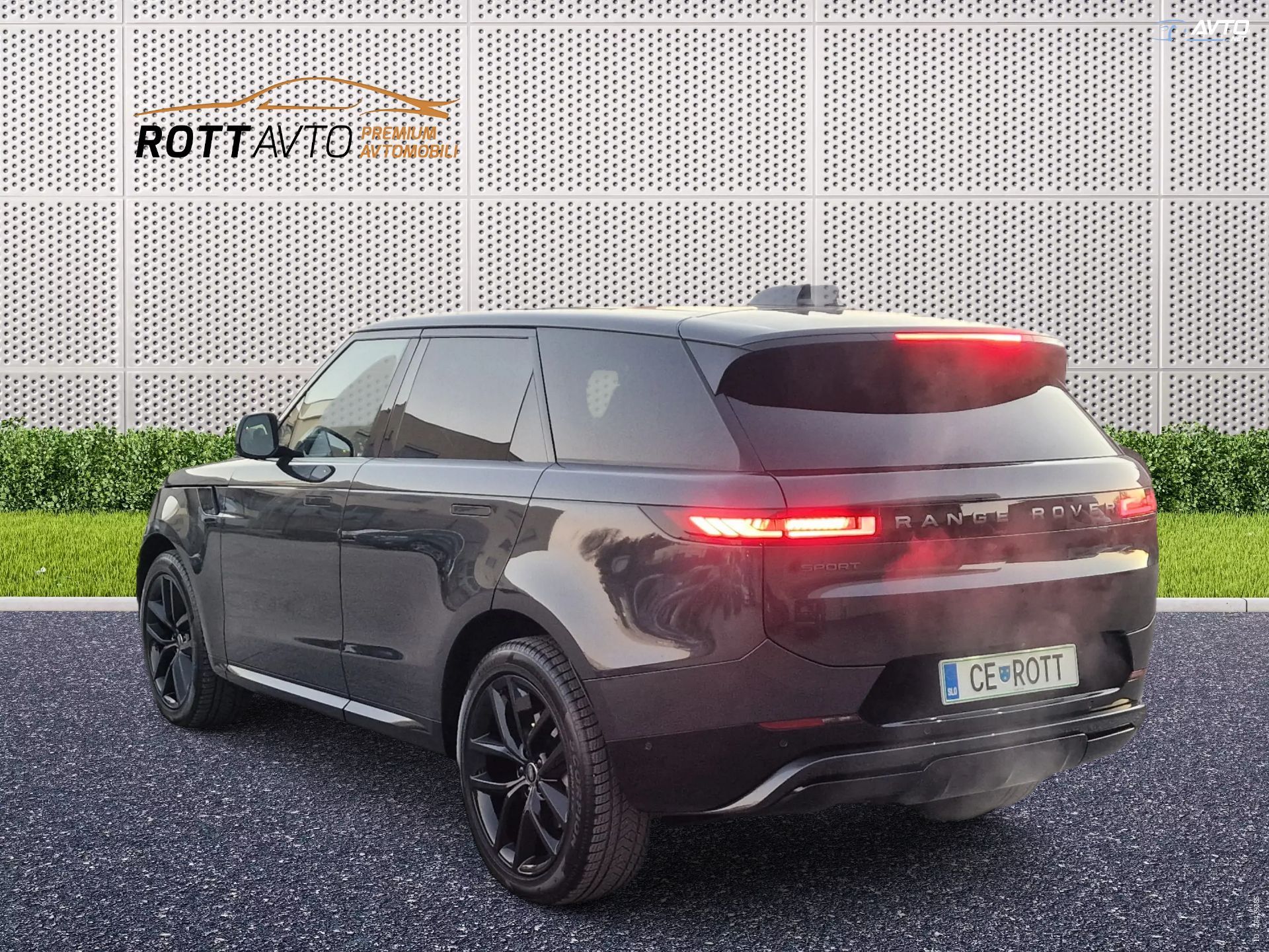 Land Rover Range Rover Sport SE 3.0d 4WD Avt.+Soft close+Pano+Alu 22+Keyless