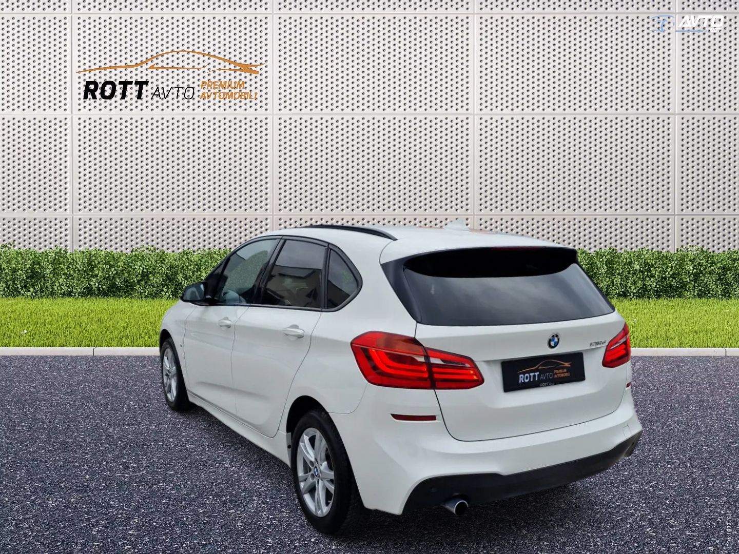BMW serija 2 Active Tourer: 218d Avt. M Sport+1 letno jamstvo