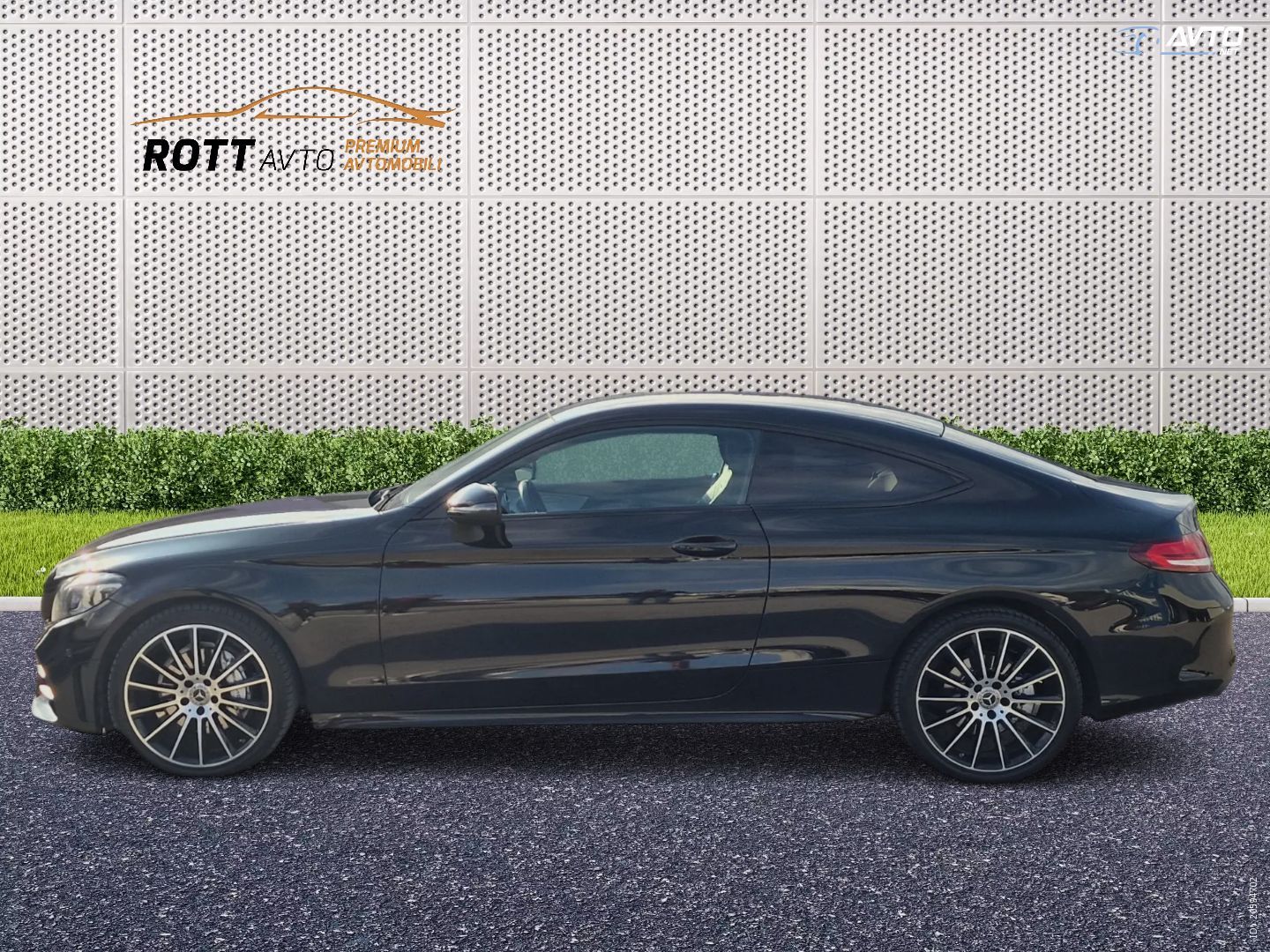 Mercedes-Benz C-Razred C 180 Aut. AMG Line + Virtual + ACC + Kamera + Alu19 + LED