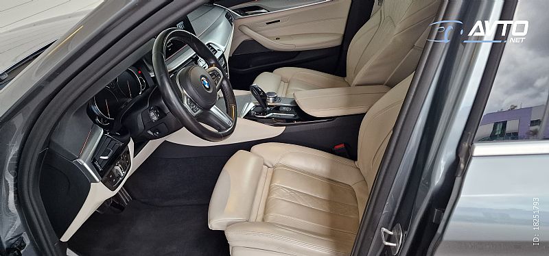 BMW serija 5 Touring: 520d Avt. M Sport paket + 1 LETNO JAMSTVO