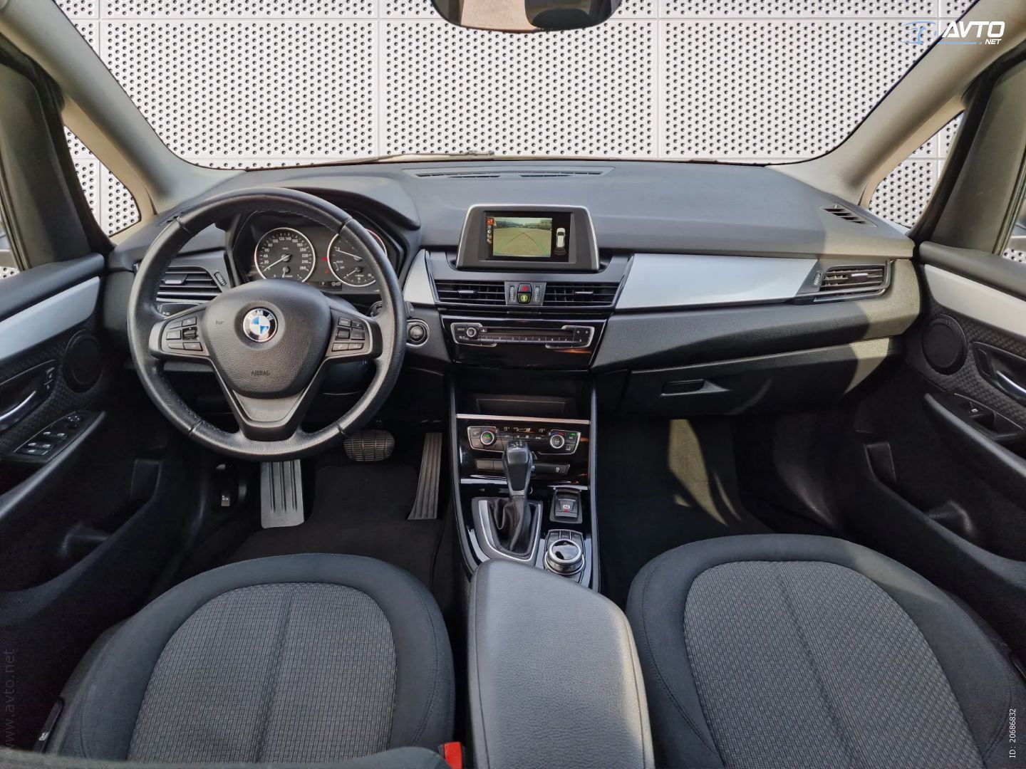 BMW serija 2 Gran Tourer: 218d Avt. + Kamera + BT + Alu 16 + Navigacija